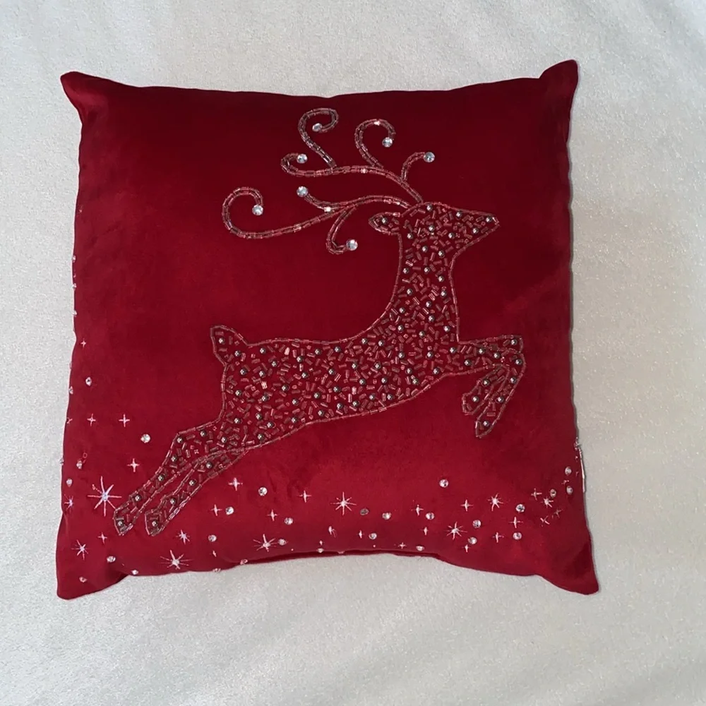 Red‎ Velvet Beaded Christmas Bling Rhinestone Reindeer pillow 13 x13